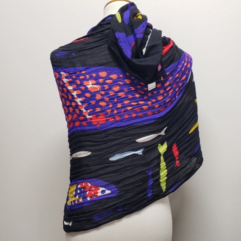 Vera Bradley "Fish Multi" Light Fringe Scarf Shawl - Picture 3 of 10